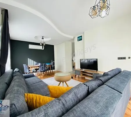 Kusadasinda Muhtesem Bir Miray B4 Villa Kusadasi